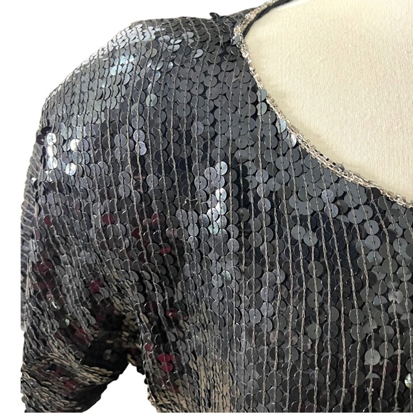 JLB Paris Hong Kong 100% Silk Fully Sequined Top 1980s Abstract Colorblo… - Picture 8 of 12